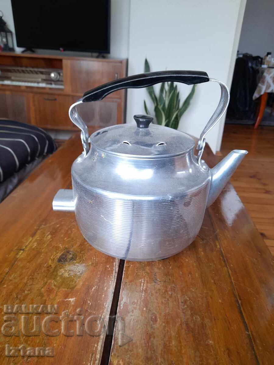 Auction Old electric kettle Auction Old electric kettle