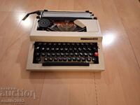 Typewriter Maritsa 30 without case retro social