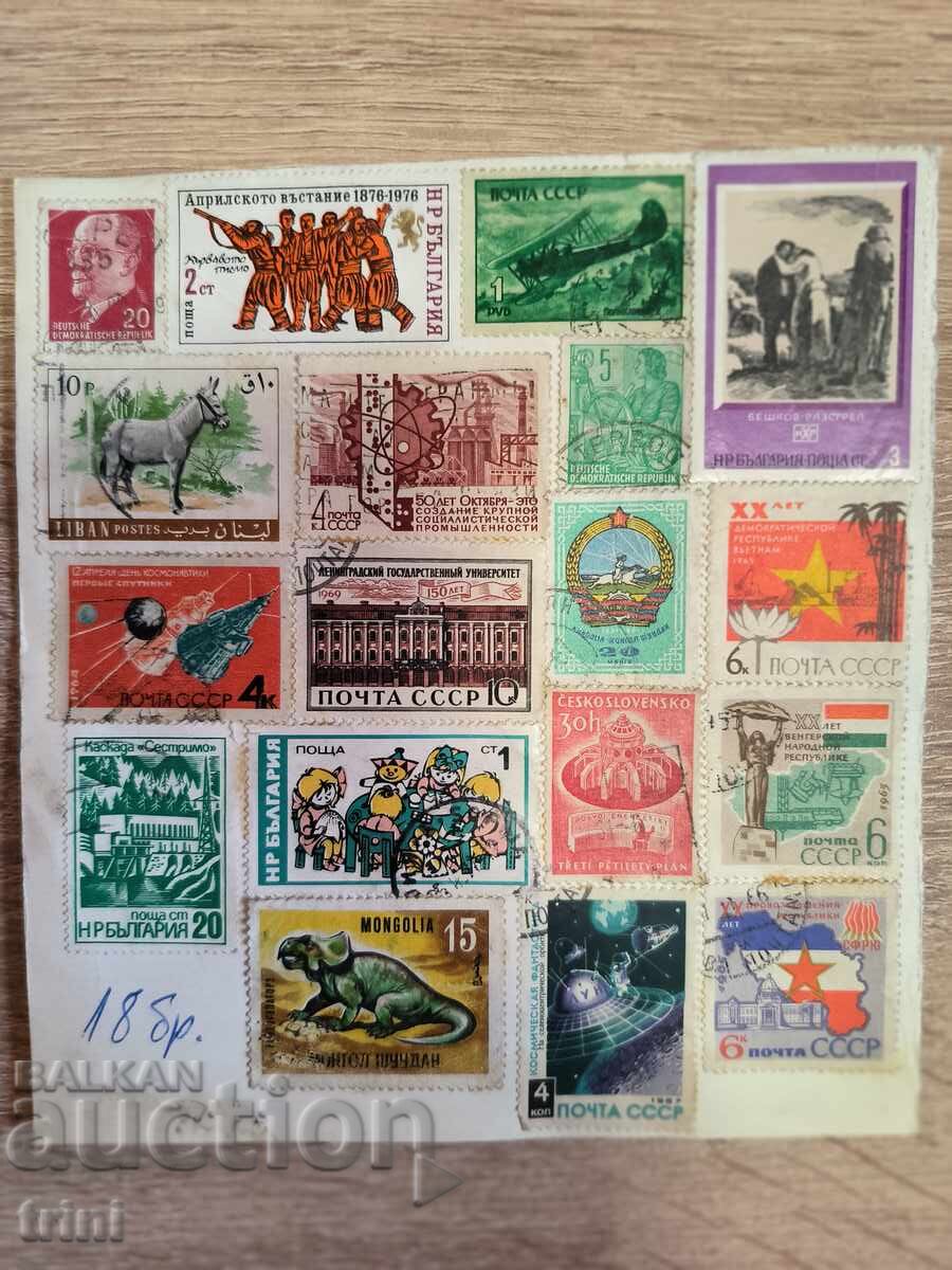 Delivery of 122 pieces of glued postage stamps Delivery of 122 pieces of glued postage stamps