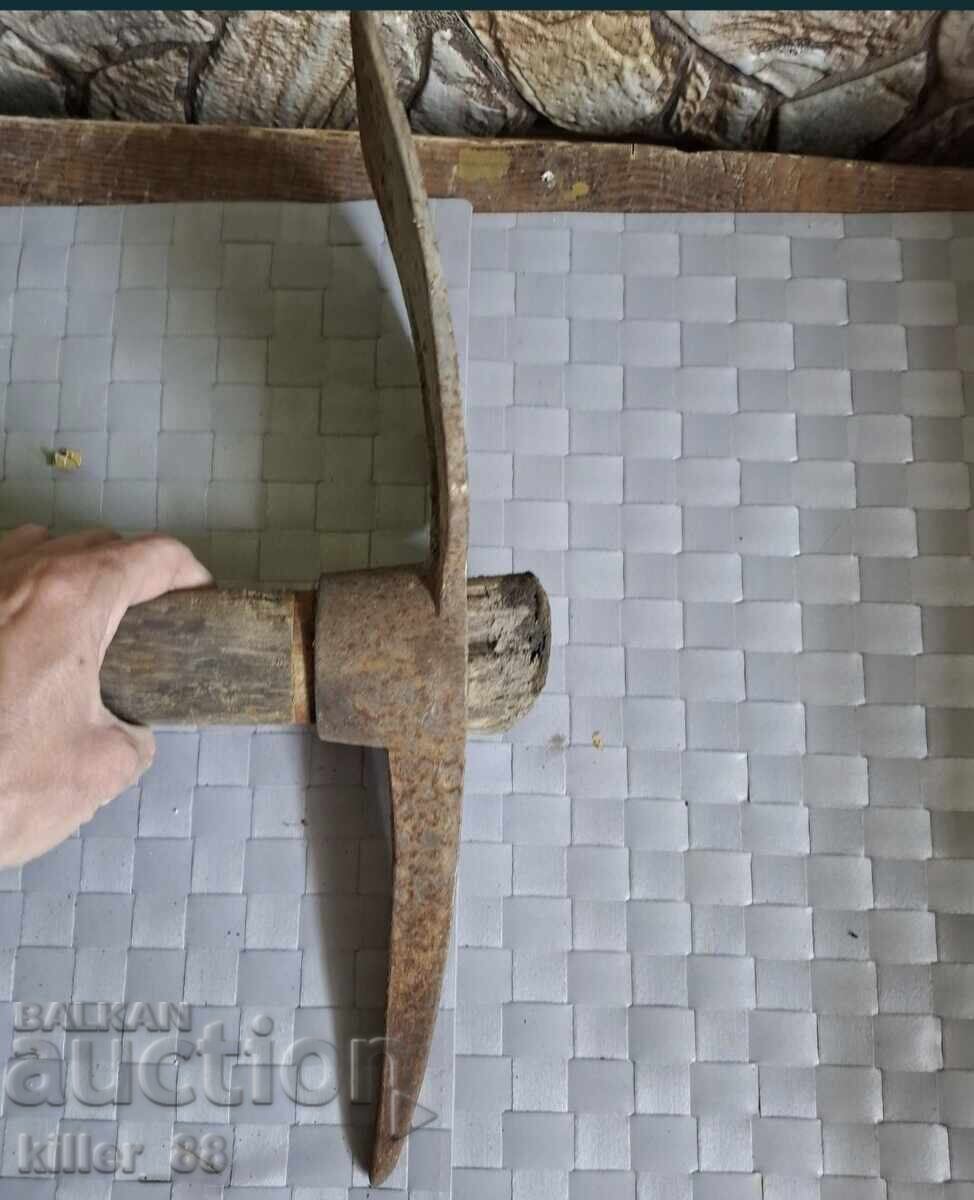 Γερμανικό εργαλείο τάφρου με τιμή 65.00 BGN | € 33.23 Γερμανικό εργαλείο τάφρου με τιμή 65.00 BGN | € 33.23