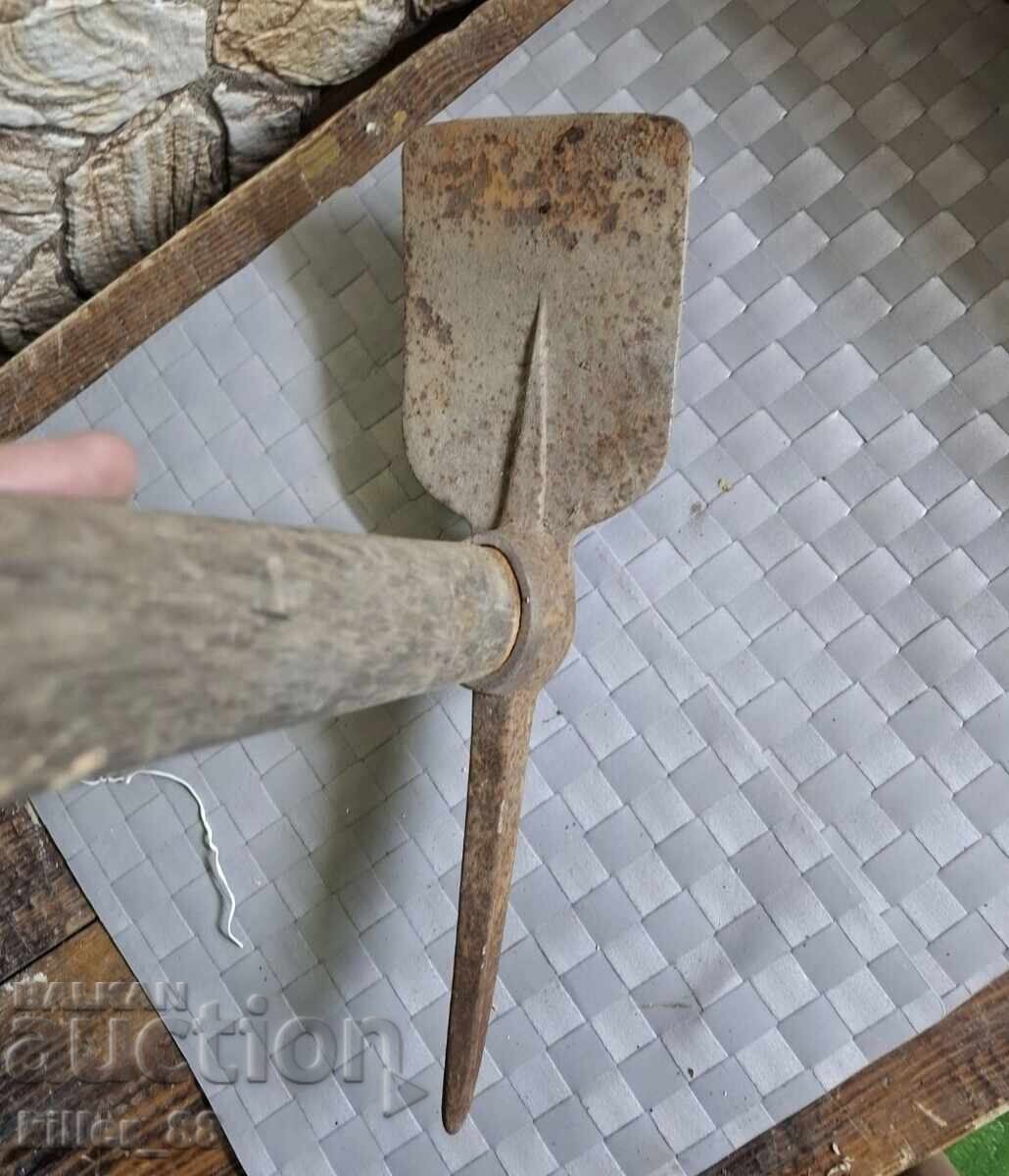 Γερμανικό εργαλείο τάφρου Γερμανικό εργαλείο τάφρου