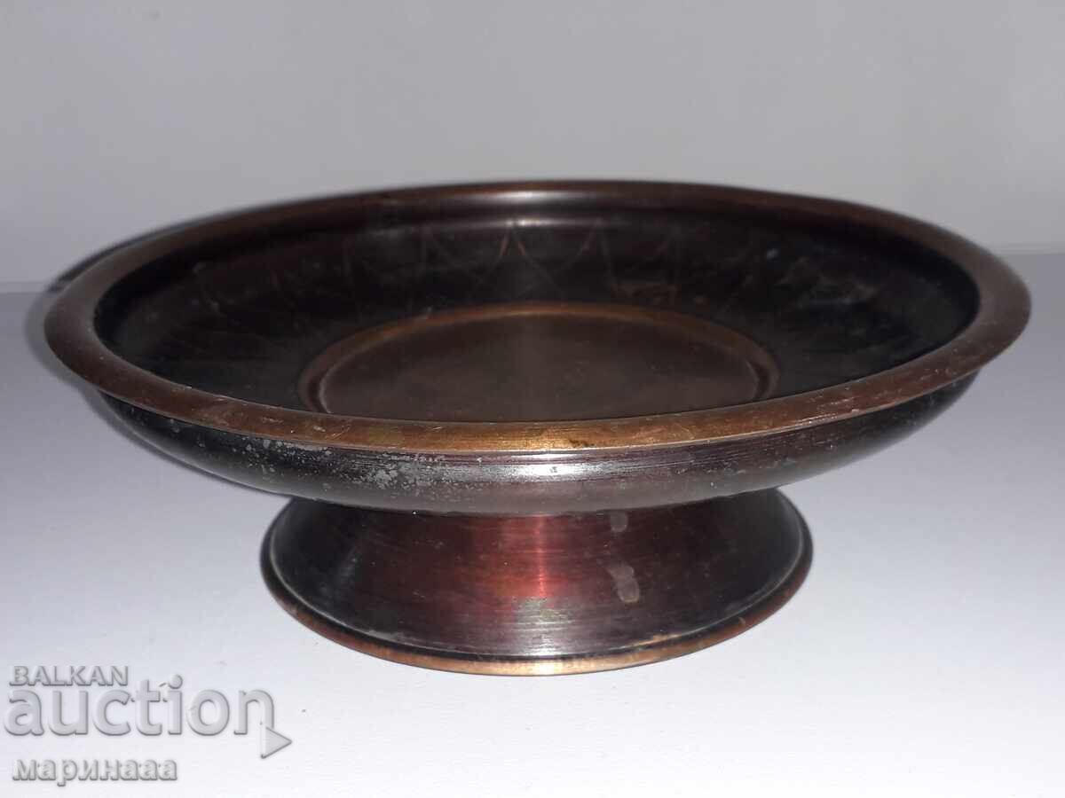 MASSIVE COPPER BOWL. BG MASSIVE COPPER BOWL. BG