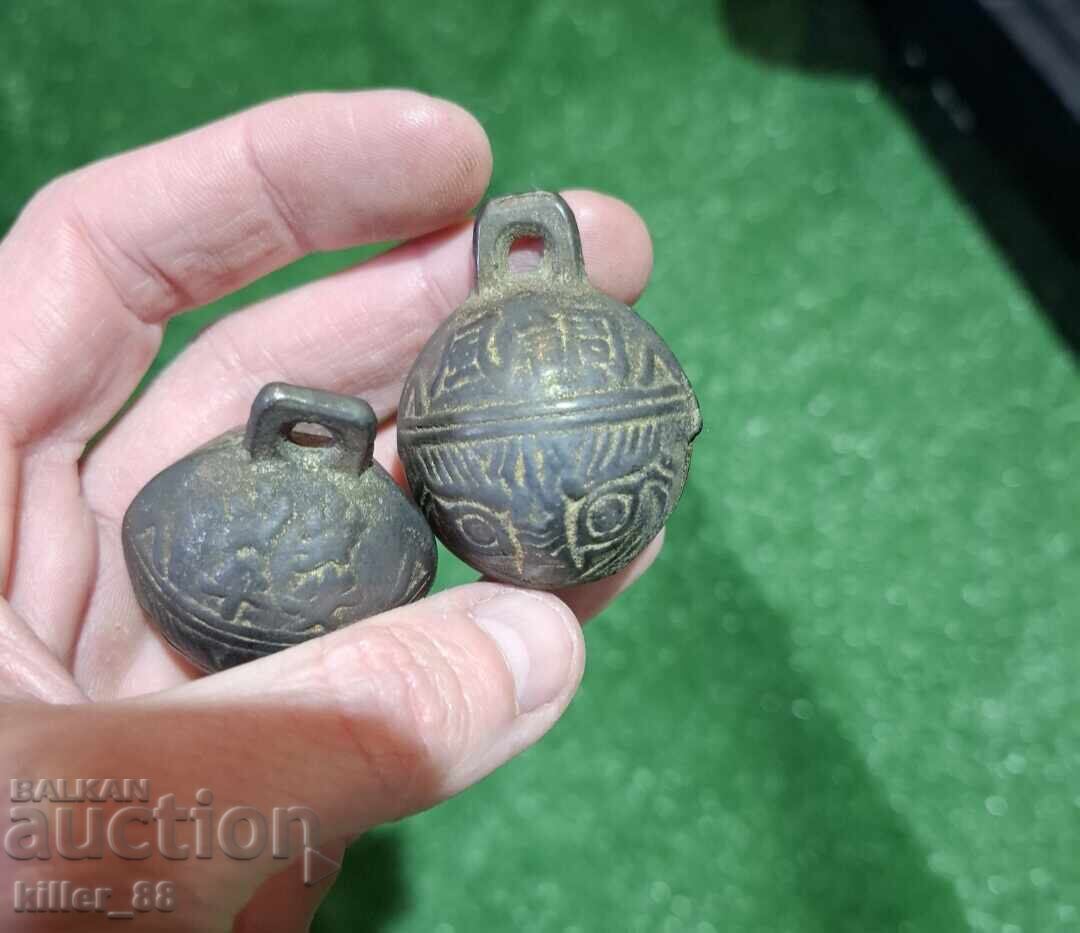 Clopote din bronz tip Nuci cu preț 30.00 BGN | € 15.34