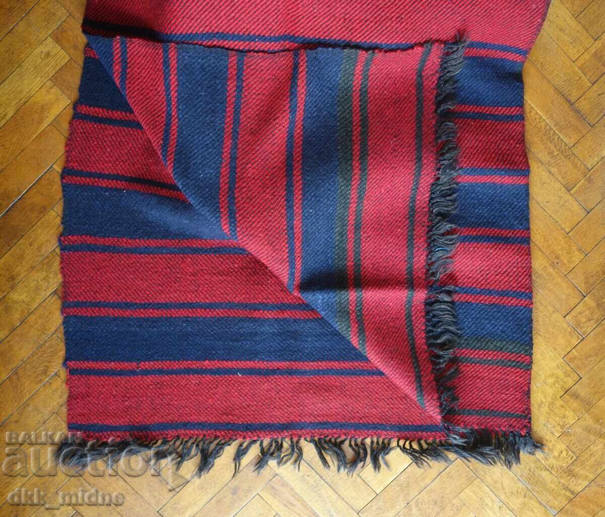 Auction Handwoven wool rug - new Auction Handwoven wool rug - new