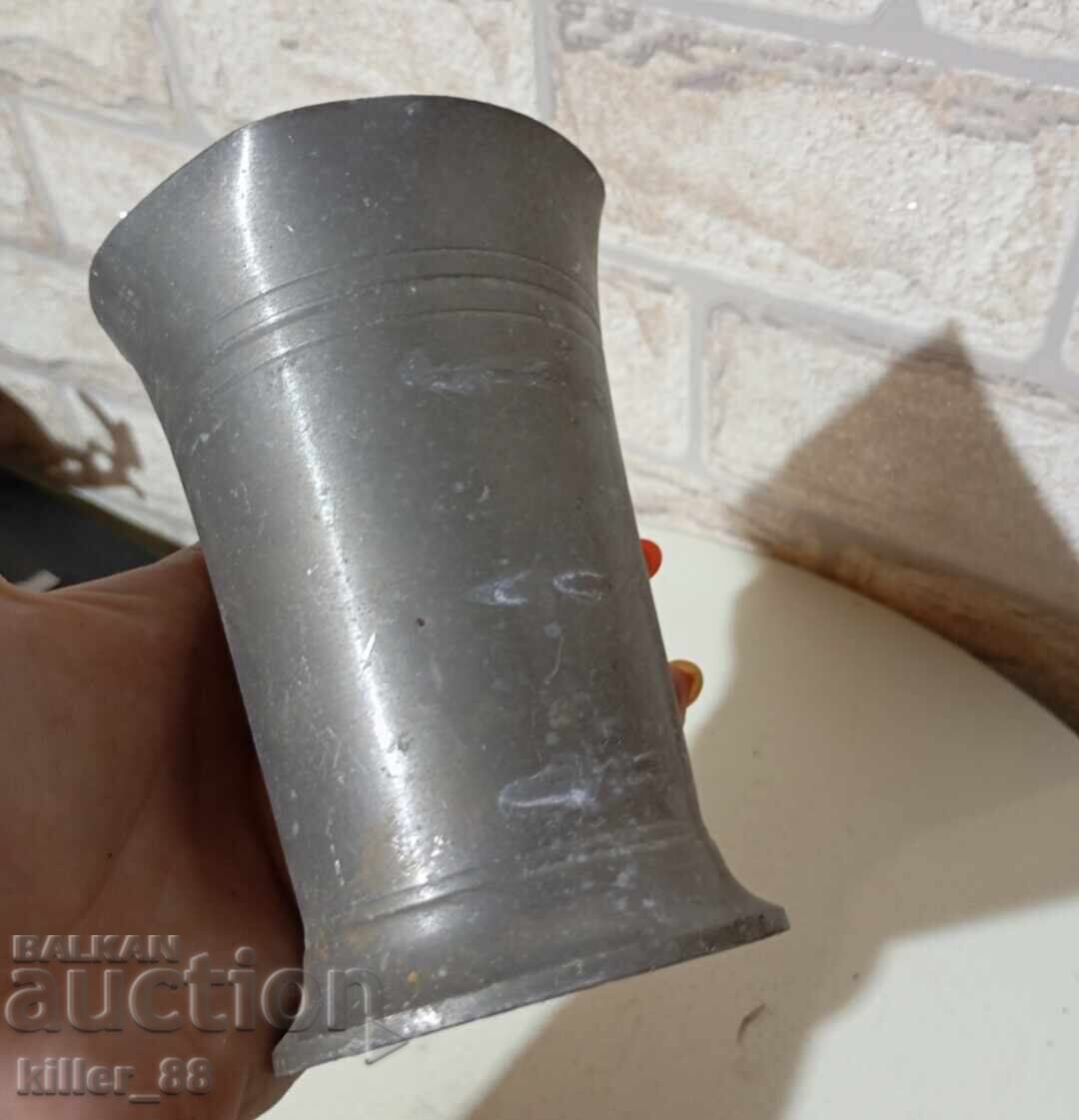 1974 cup vase with price 15.00 BGN | € 7.67 1974 cup vase with price 15.00 BGN | € 7.67