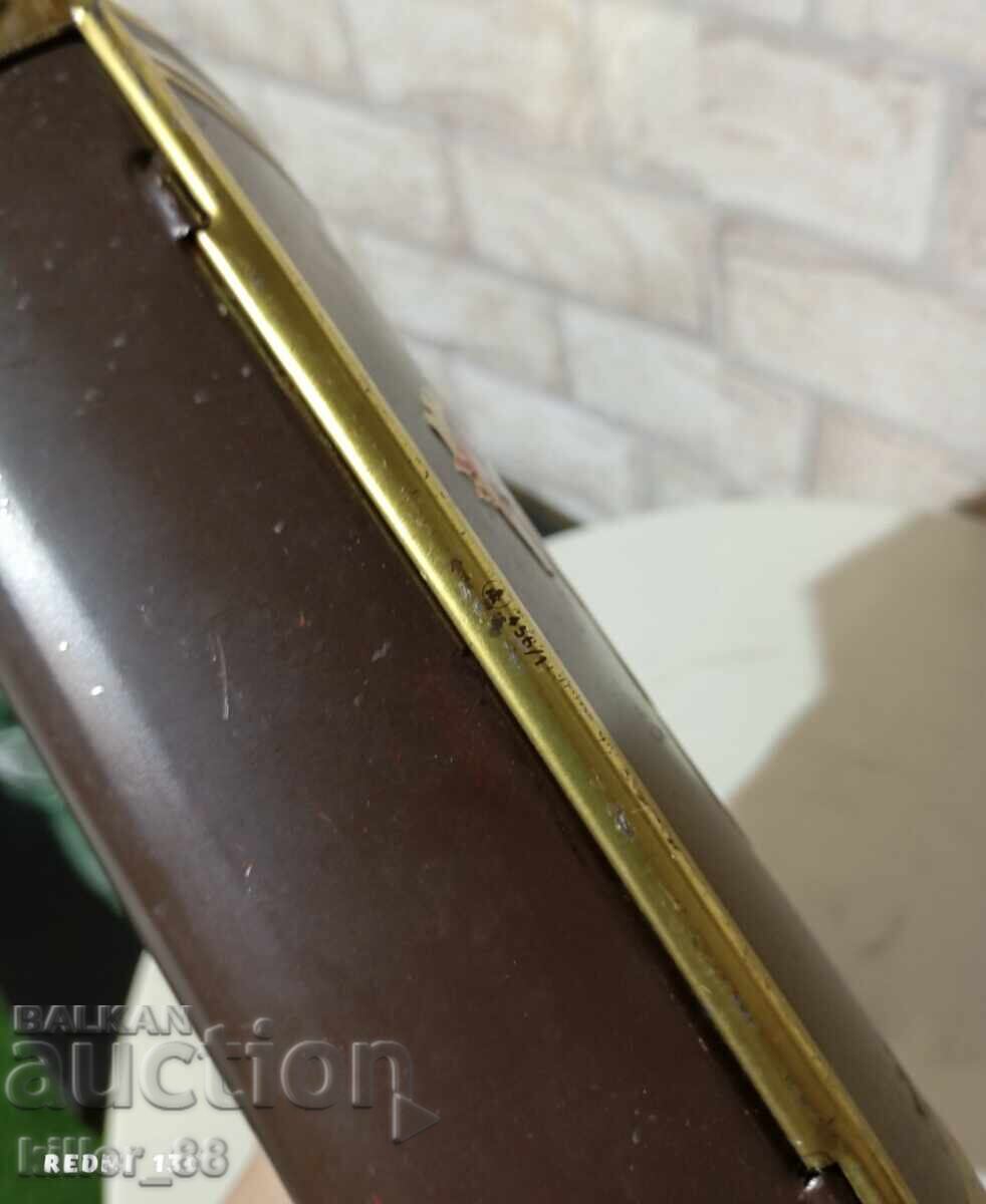 Metal box with horses - 5