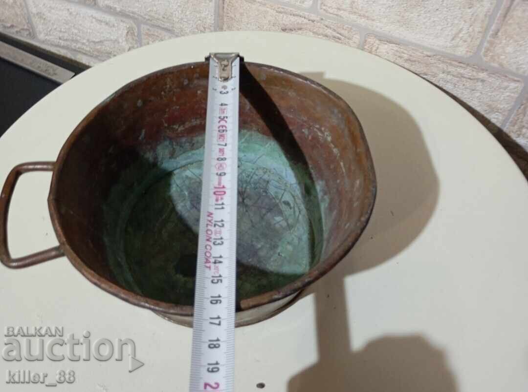 castron vechi de cupru - 7 castron vechi de cupru - 7