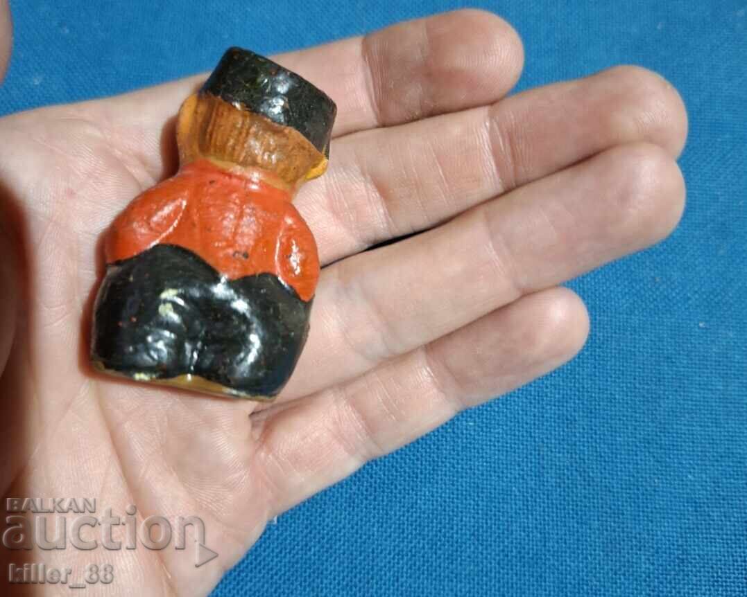 Auction  Antique miniature