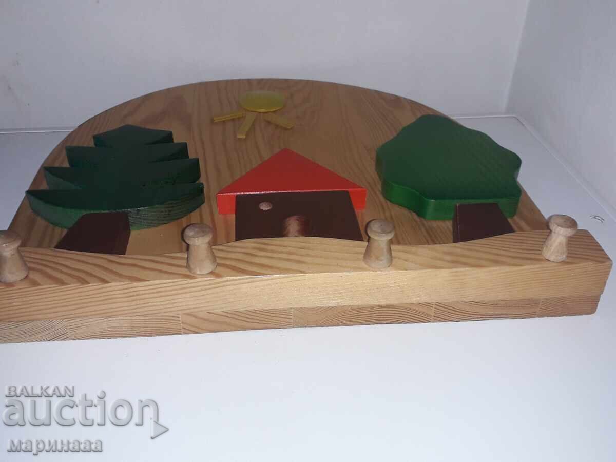 Auction LARGE CHILDREN'S HANGER. WOOD Auction LARGE CHILDREN'S HANGER. WOOD