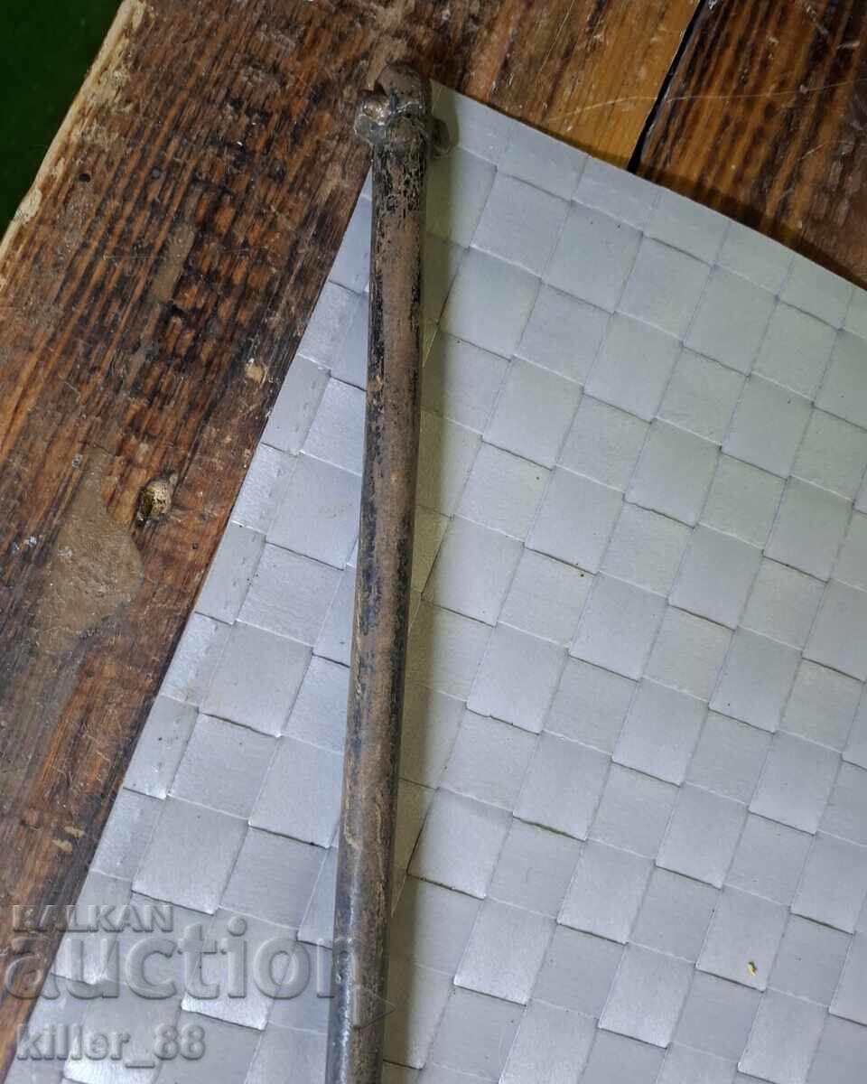 Old crank with price 35.00 BGN | € 17.90