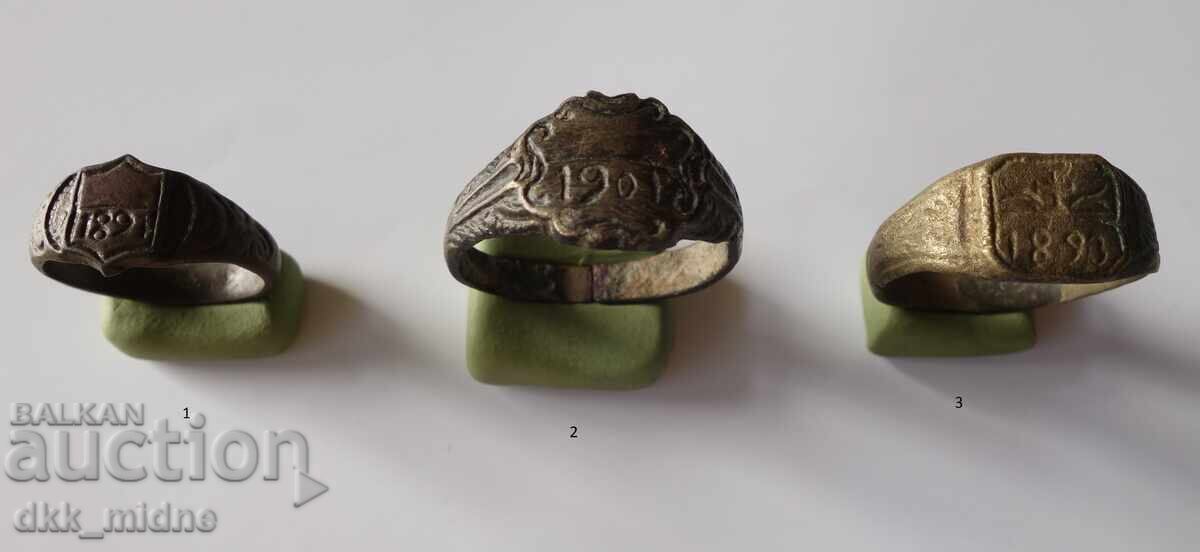 Auction Three old men's rings Auction Three old men's rings