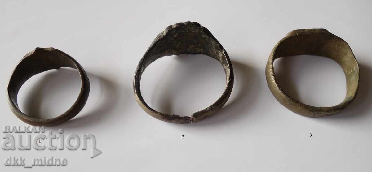 Delivery of Three old men's rings Delivery of Three old men's rings