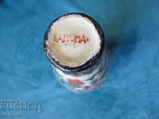 Auction  Porcelain vase SATSUMA, hand painted, marked
