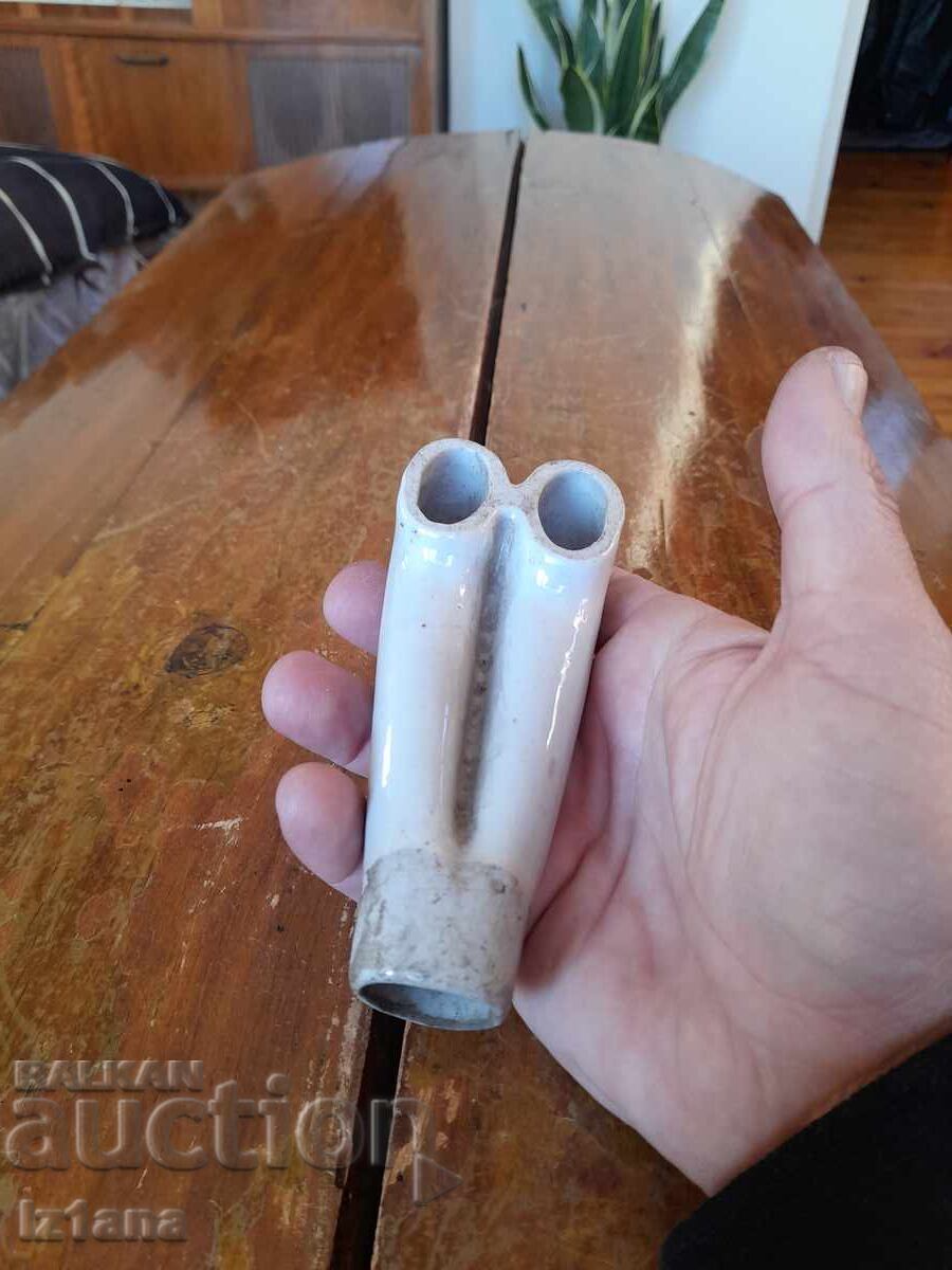 Delivery of Old porcelain insulator Delivery of Old porcelain insulator