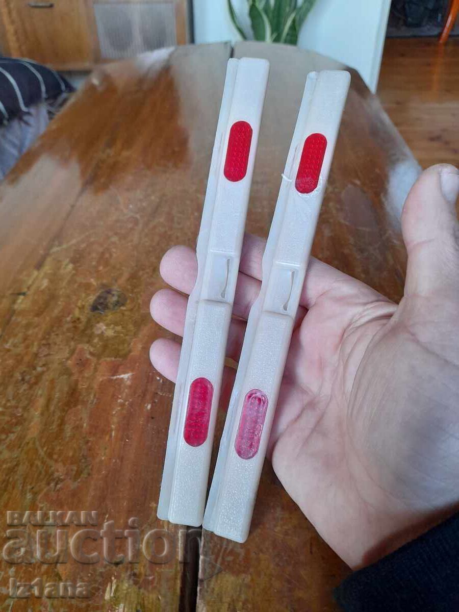 Delivery of Old reflector, door reflectors Delivery of Old reflector, door reflectors