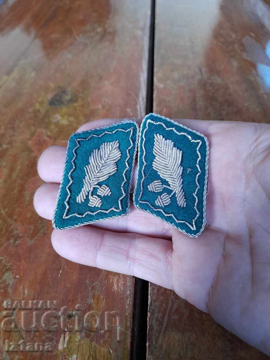 Παλιά μονογράμματα δάσος με τιμή 37.00 BGN | € 18.92 Παλιά μονογράμματα δάσος με τιμή 37.00 BGN | € 18.92