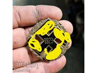 Wehrmacht badge /bronze/ with swastika