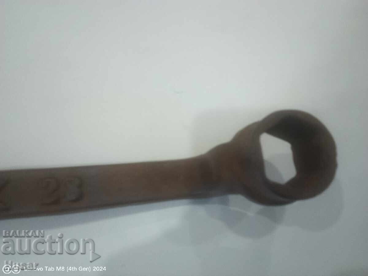 Auction PSV, VSV, Kolaro ironworker's key, large, German???/ Auction PSV, VSV, Kolaro ironworker's key, large, German???/