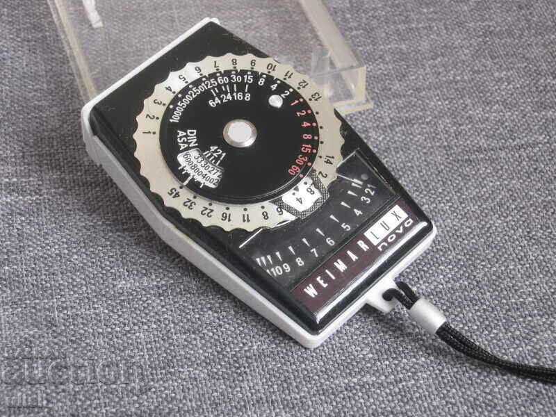 Light meter Weimar Lux Novo box description with price 30.00 BGN | € 15.34 Light meter Weimar Lux Novo box description with price 30.00 BGN | € 15.34