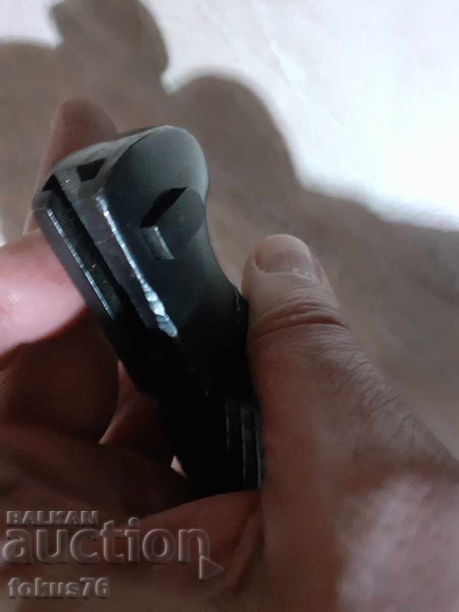 Delivery of Knife cleaver Delivery of Knife cleaver