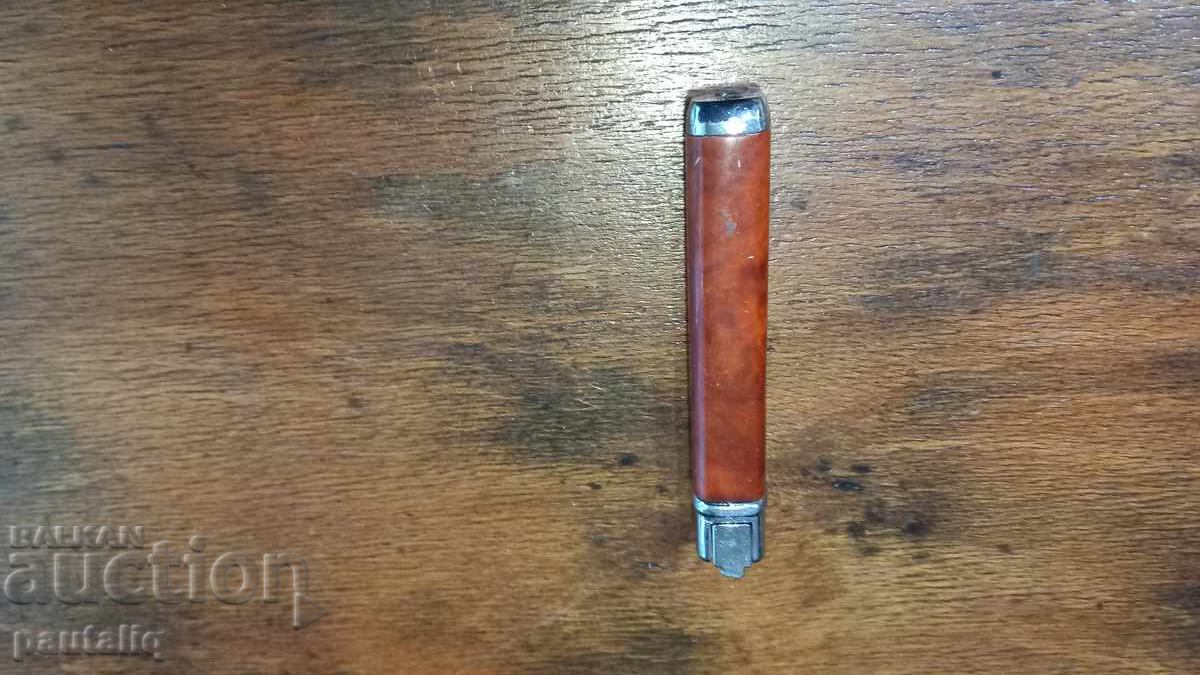 Auction LIGHTER Auction LIGHTER