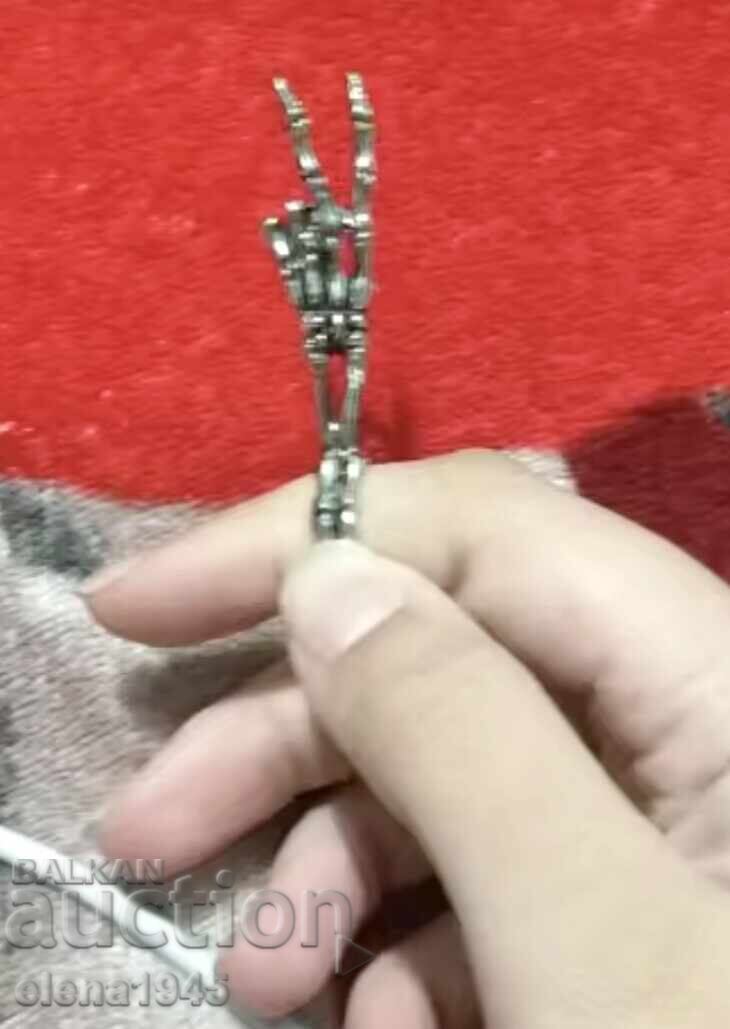 Cigarette holder with price 10.00 BGN | € 5.11 Cigarette holder with price 10.00 BGN | € 5.11