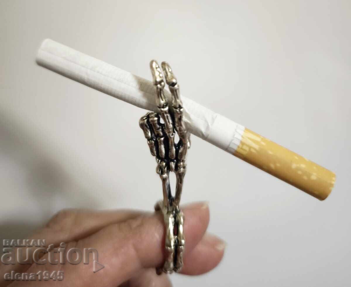 Cigarette holder - 7 Cigarette holder - 7