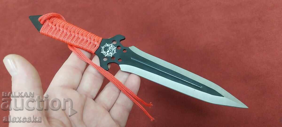 Throwing knife with price 15.00 BGN | € 7.67 Throwing knife with price 15.00 BGN | € 7.67
