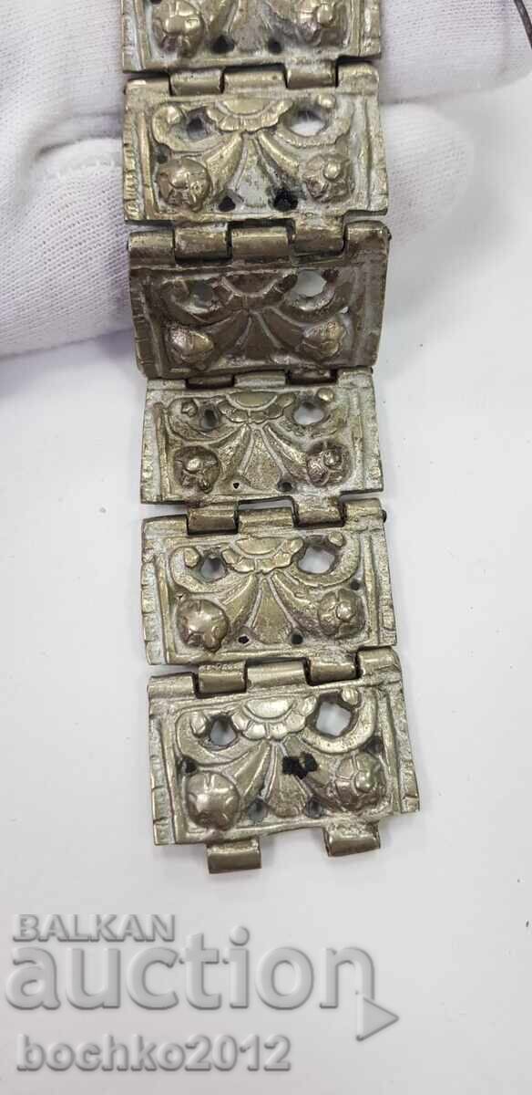 Collectible Renaissance Sachan bracelet - 77.9 g. with price 55.00 BGN | € 28.12 Collectible Renaissance Sachan bracelet - 77.9 g. with price 55.00 BGN | € 28.12