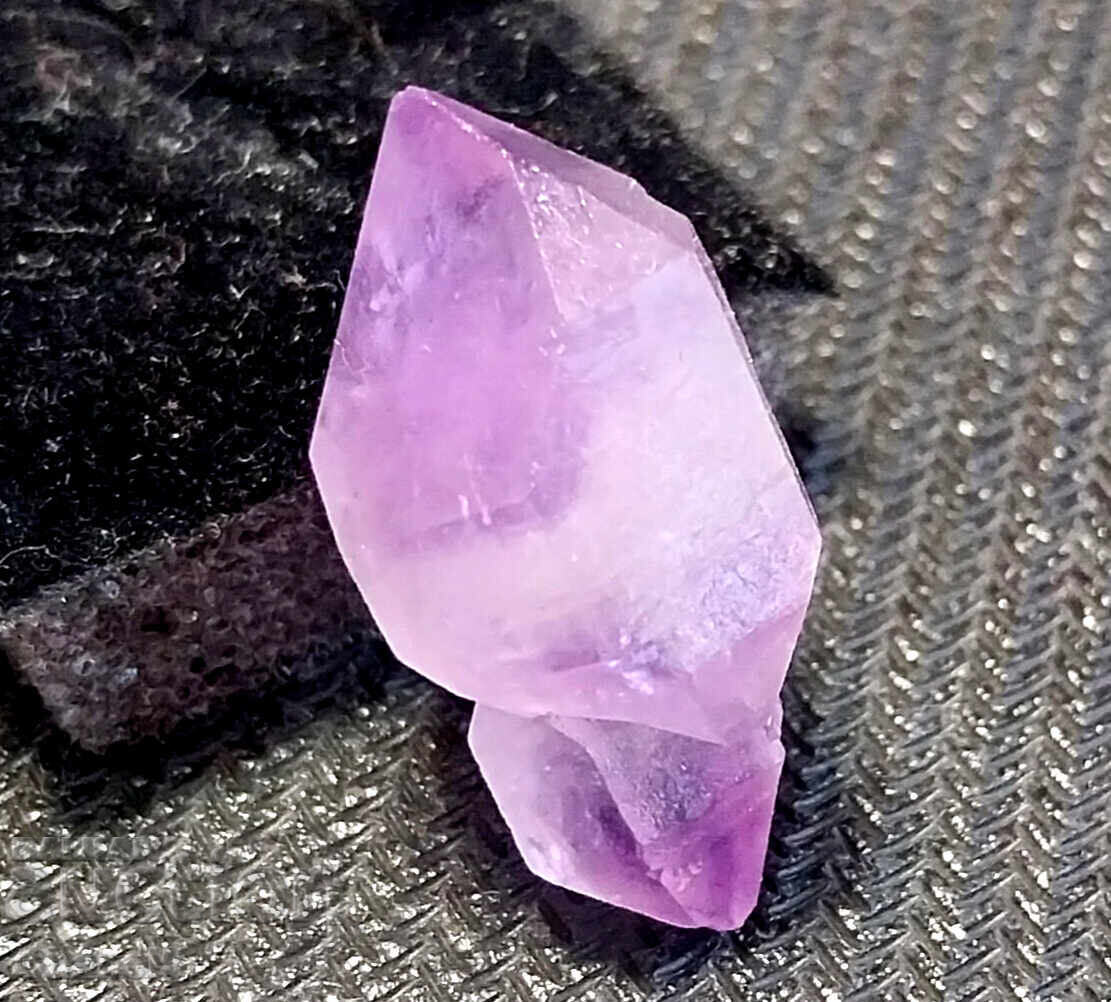 ΑΠΑΡΑΣ ΣΧΗΜΑΤΙΣΜΟΣ ΚΡΥΣΤΑΛΛΩΝ ΑΜΕΘΥΣΤΟΥ - (672) με τιμή 14.00 BGN | € 7.16 ΑΠΑΡΑΣ ΣΧΗΜΑΤΙΣΜΟΣ ΚΡΥΣΤΑΛΛΩΝ ΑΜΕΘΥΣΤΟΥ - (672) με τιμή 14.00 BGN | € 7.16