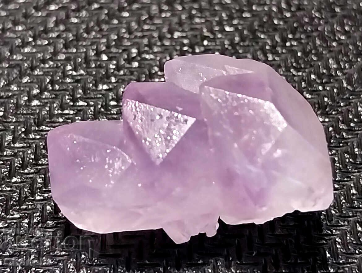 GENTLE AMETHYST CRYSTALS FORMATION - (673) with price 14.00 BGN | € 7.16 GENTLE AMETHYST CRYSTALS FORMATION - (673) with price 14.00 BGN | € 7.16