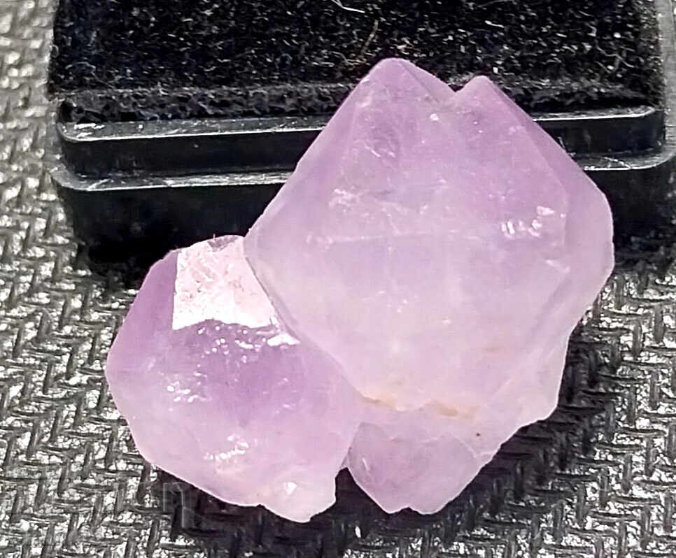 GENTLE AMETHYST CRYSTALS FORMATION - (675) with price 15.00 BGN | € 7.67