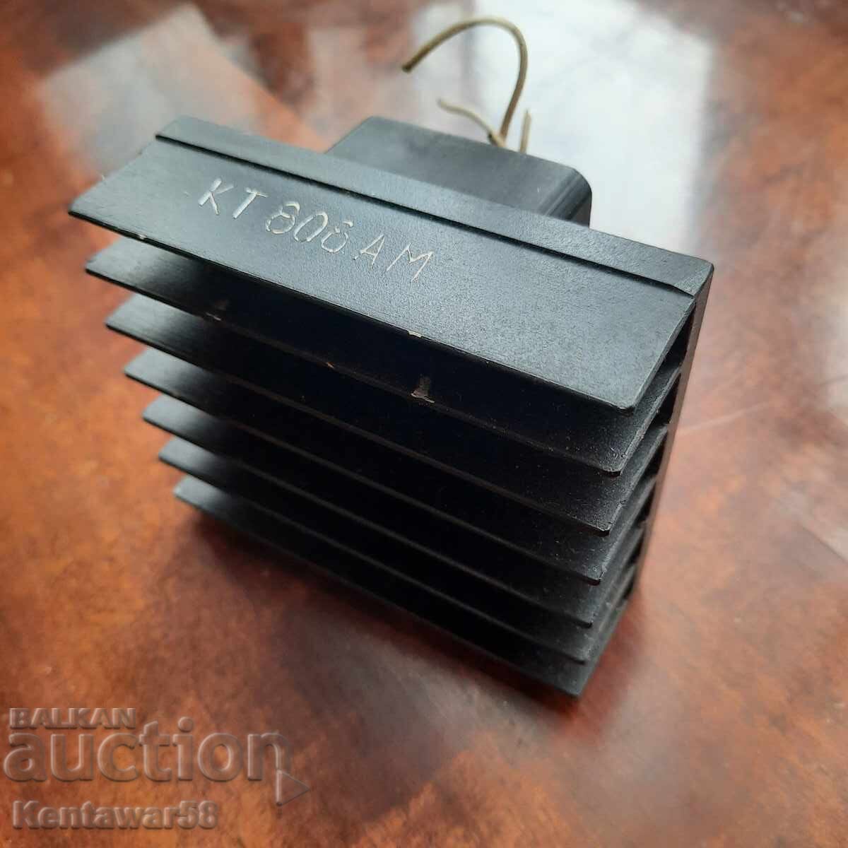 Tranzistor KT 808 AM pe radiator. cu preț 5.00 BGN | € 2.56 Tranzistor KT 808 AM pe radiator. cu preț 5.00 BGN | € 2.56