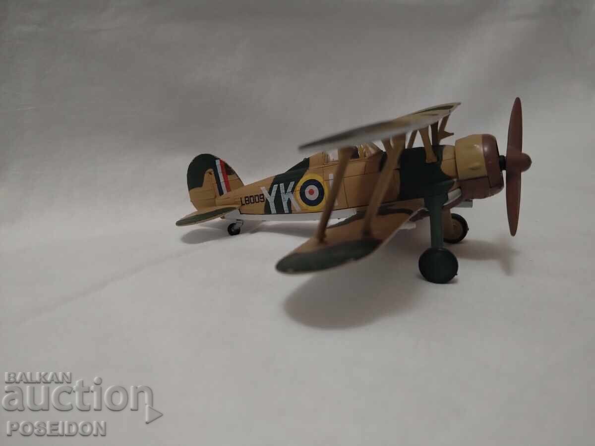 PLANE AND PILOT with price 140.00 BGN | € 71.58 PLANE AND PILOT with price 140.00 BGN | € 71.58