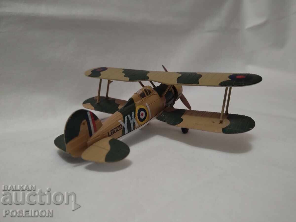 Auction PLANE AND PILOT Auction PLANE AND PILOT