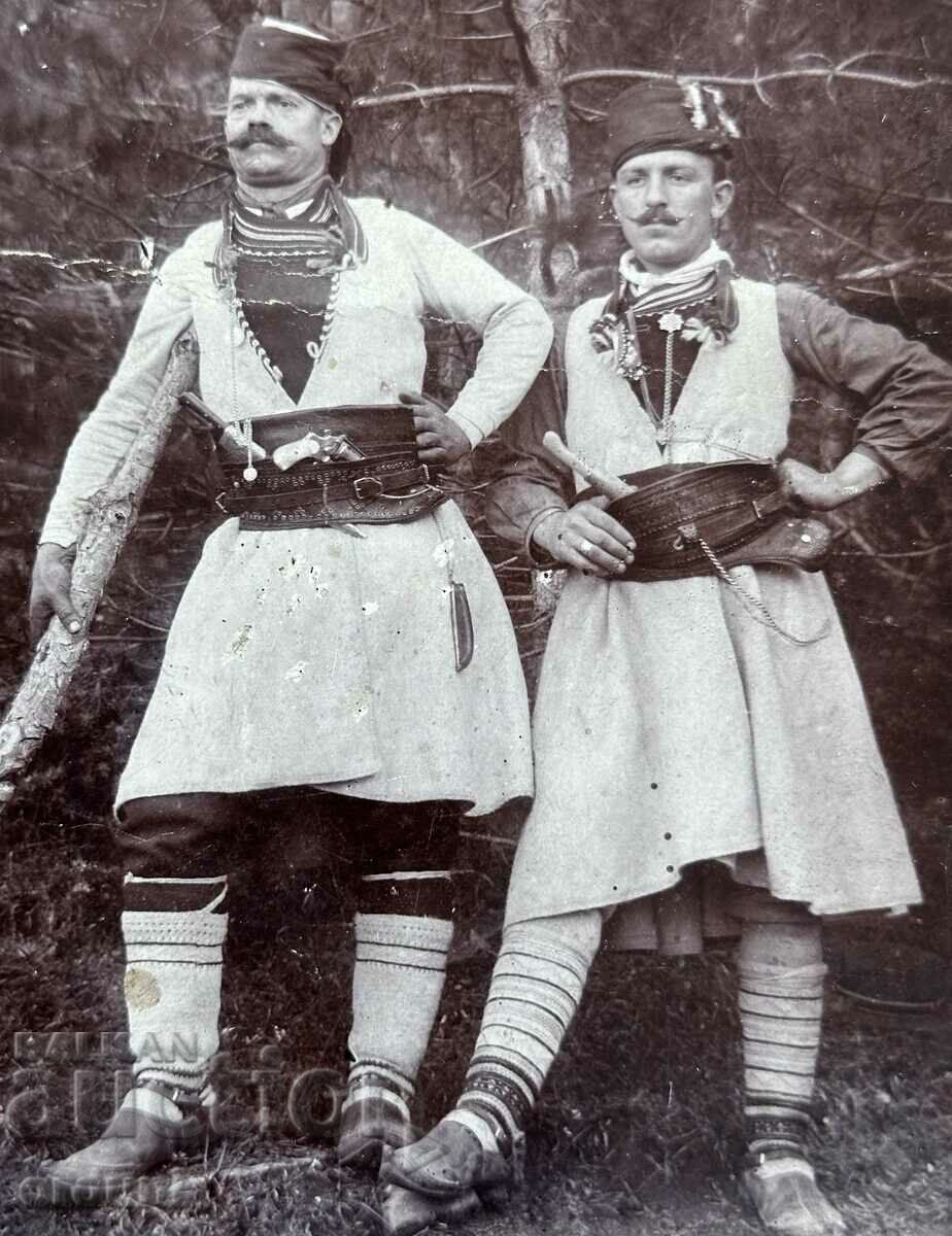 3946 Ottoman Empire two voivodes from VMRO around 1900. with price 150.00 BGN | € 76.69 3946 Ottoman Empire two voivodes from VMRO around 1900. with price 150.00 BGN | € 76.69