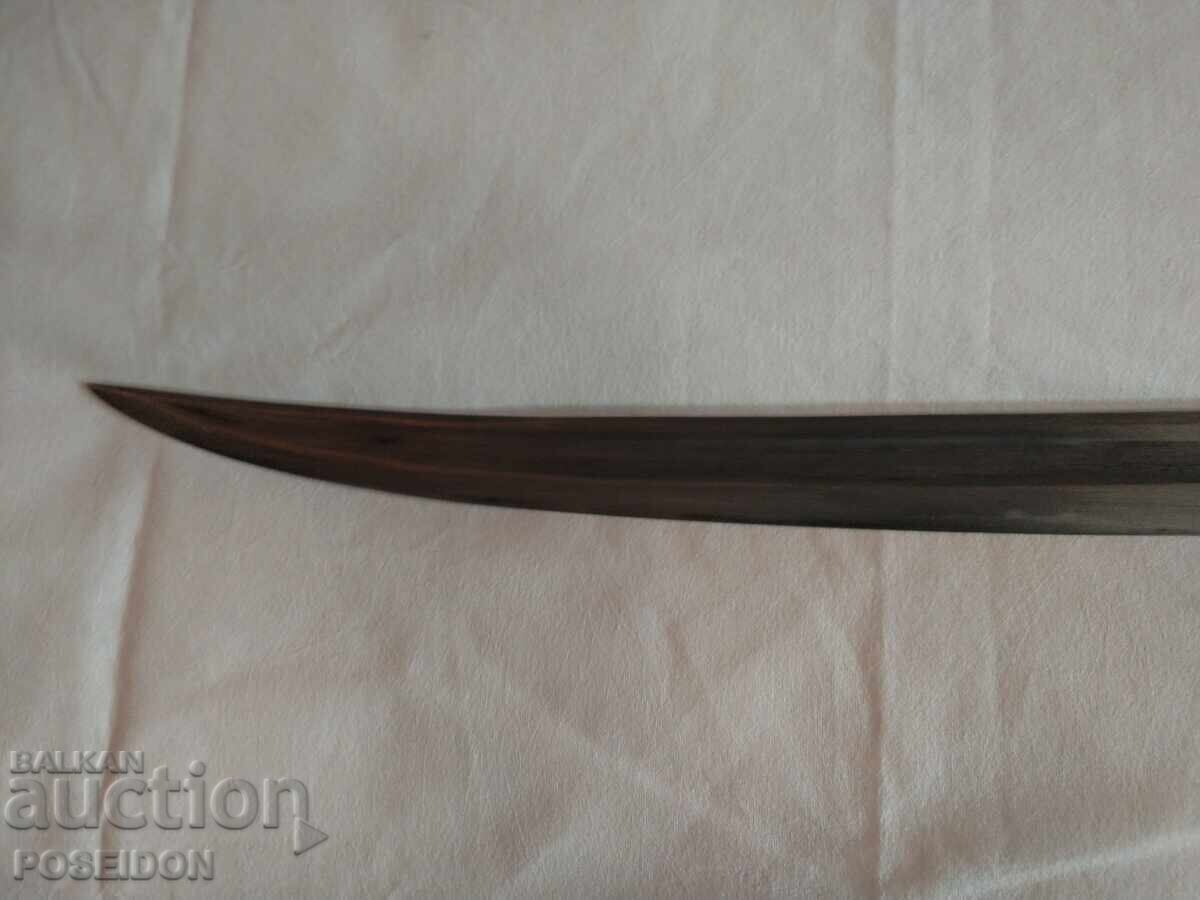 Delivery of Saber, broadsword, knife, sword, briquette