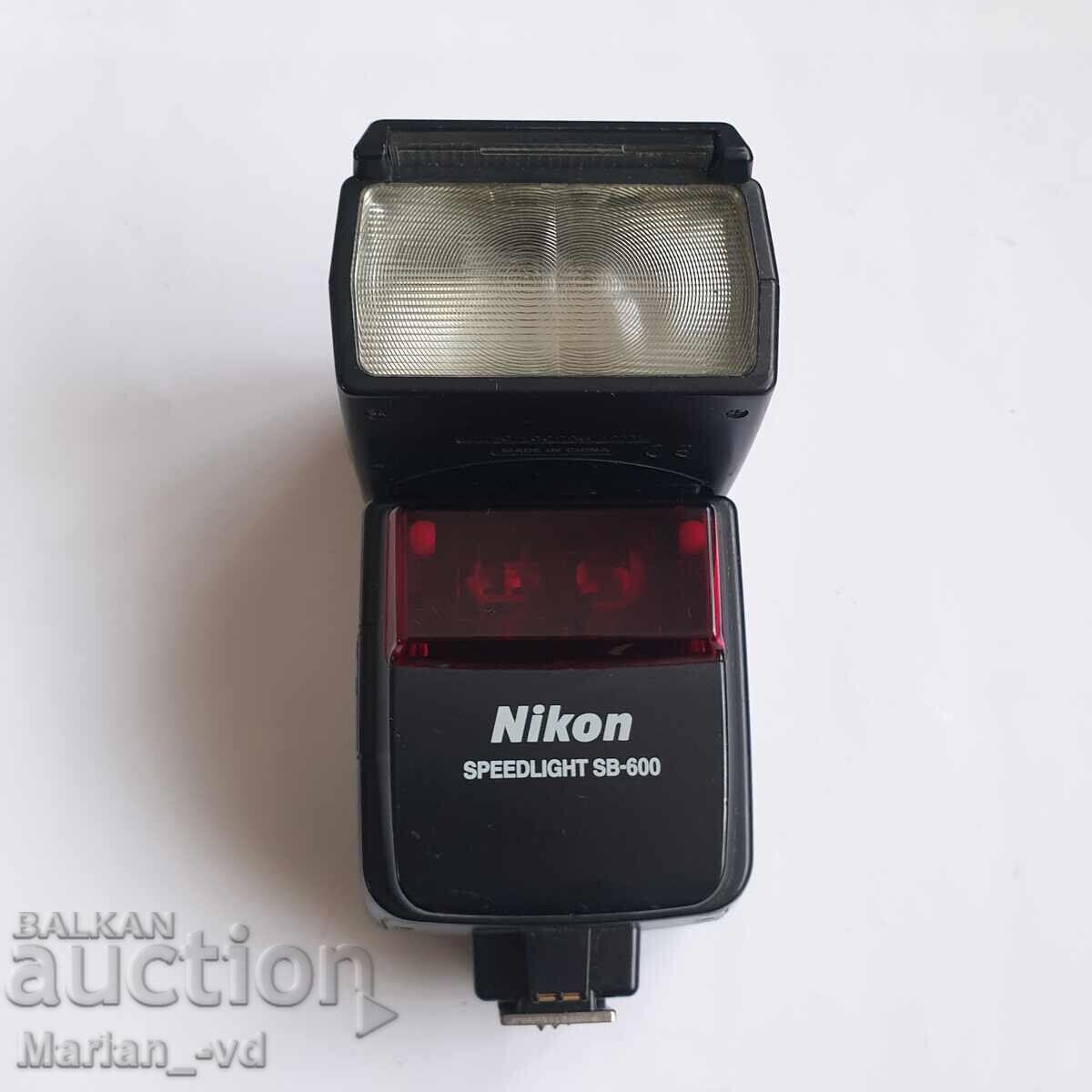 Nikon SB-600 Flash - 6 Nikon SB-600 Flash - 6