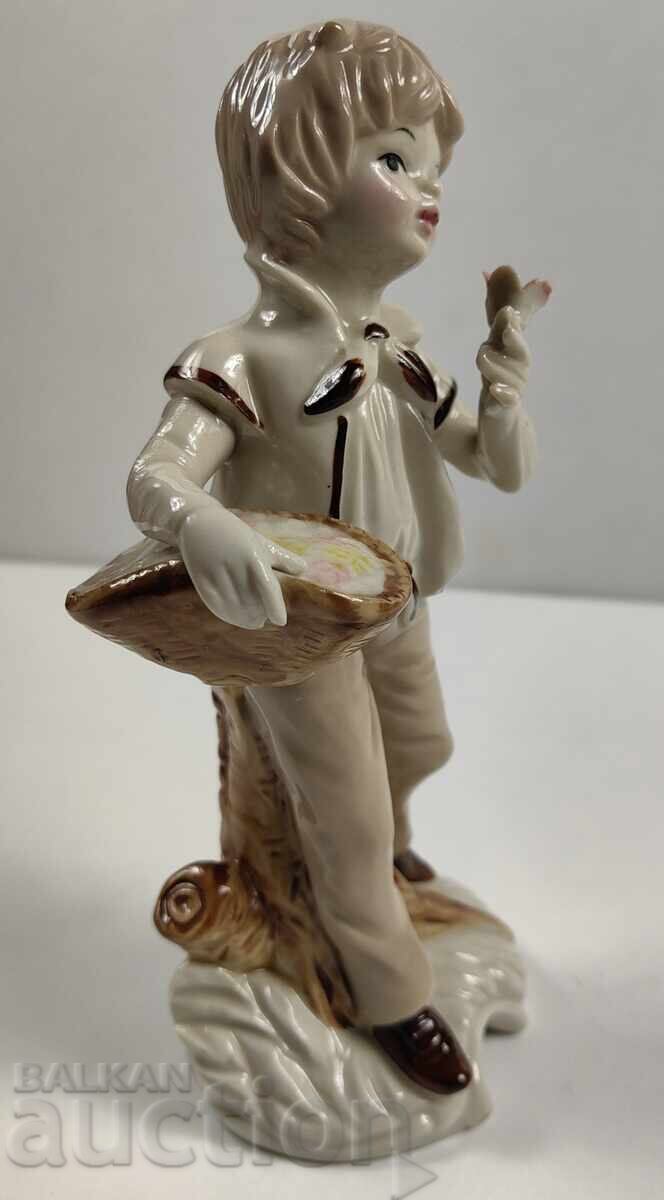 LARGE PORCELAIN FIGURE STATUETTE BOY FLOWER HEALTHY - 5