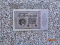 Excellent 100,000 marks -1923