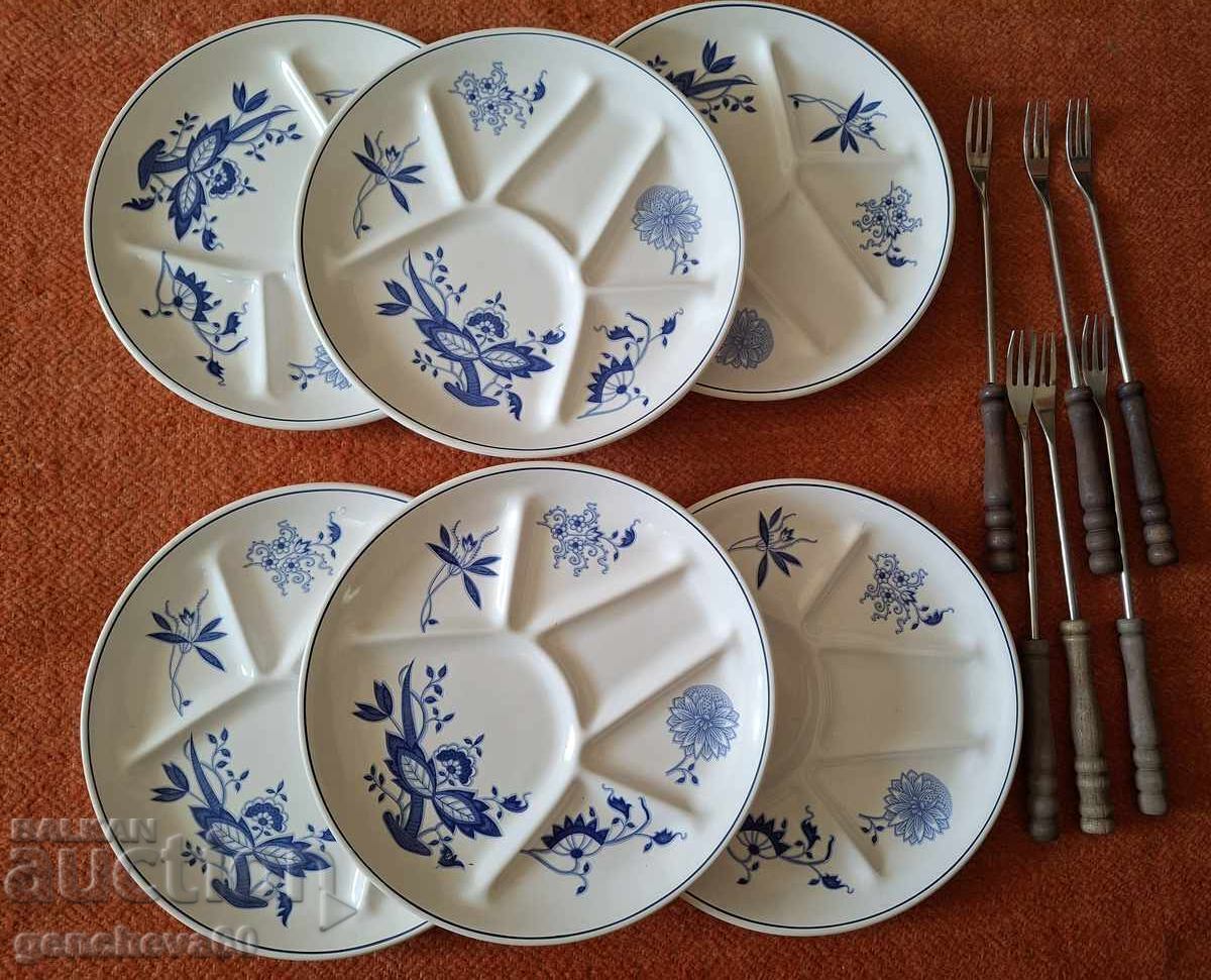 Set of blue onion plates and fondue forks - 6