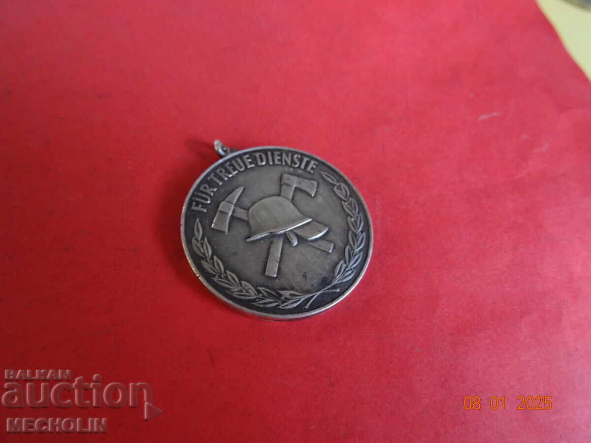 Auction COLLECTOR'S ORDER GDR Auction COLLECTOR'S ORDER GDR