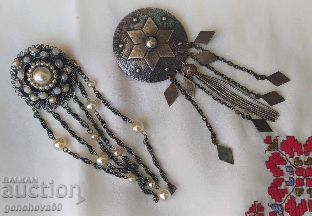 ΔΥΟ Αναγεννησιακές καρφίτσες, trepki sachan (transliteration) με τιμή 45.00 BGN | € 23.01 ΔΥΟ Αναγεννησιακές καρφίτσες, trepki sachan (transliteration) με τιμή 45.00 BGN | € 23.01