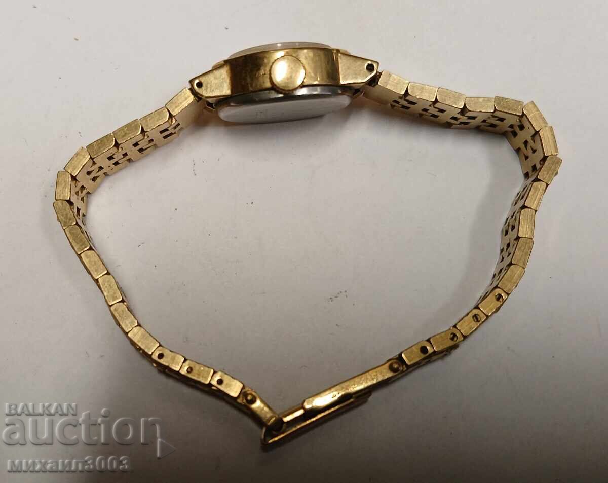 Delivery of GOLD-PLATED MECHANICAL LADIES' WATCH CHAIKA Delivery of GOLD-PLATED MECHANICAL LADIES' WATCH CHAIKA