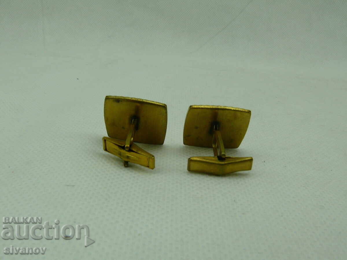 Delivery of Interesting old cufflinks #2474 Delivery of Interesting old cufflinks #2474