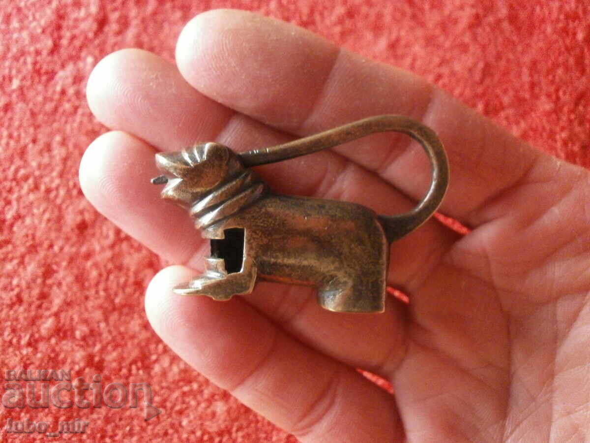 OLD COLLECTIBLE PADLOCK OLD COLLECTIBLE PADLOCK