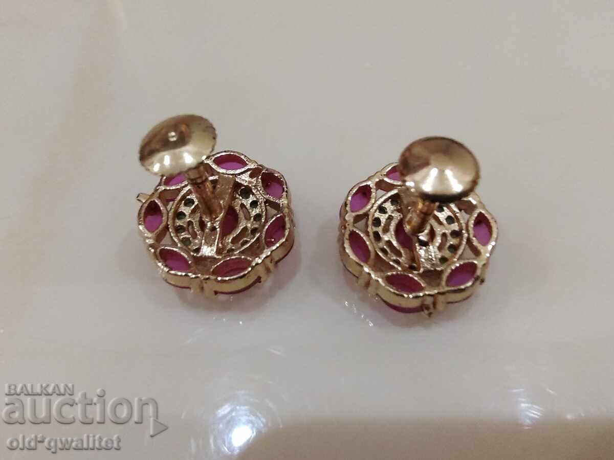 Earrings, very very beautiful, Ruby gold plated with price 197.00 BGN | € 100.72 Earrings, very very beautiful, Ruby gold plated with price 197.00 BGN | € 100.72