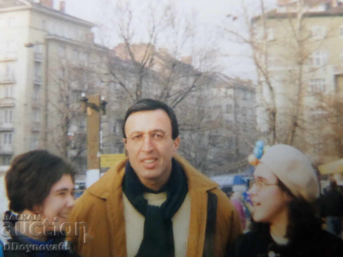 Petar Stoyanov - fotografie color cu preț € 2.75 | 5.38 BGN Petar Stoyanov - fotografie color cu preț € 2.75 | 5.38 BGN