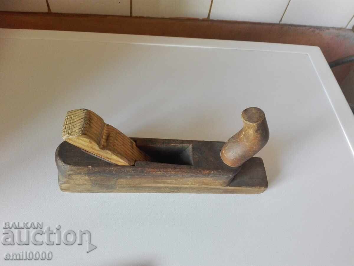 Old carpenter's planer. with price 14.99 BGN | € 7.66 Old carpenter's planer. with price 14.99 BGN | € 7.66