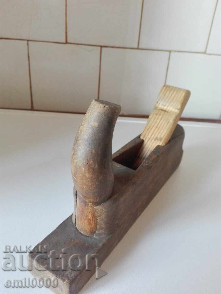 Old carpenter's planer. - 5 Old carpenter's planer. - 5